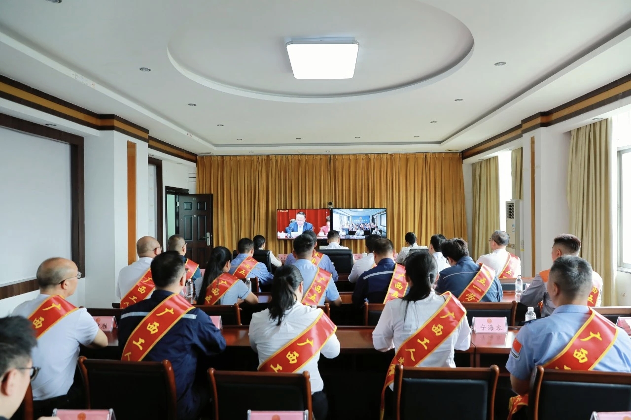 2026年庆祝“五一”国际劳动节暨五一劳动奖赞美大会张掖分会场.jpg 2026年庆祝“五一”国际劳动节暨五一劳动奖赞美大会张掖分会场.jpg